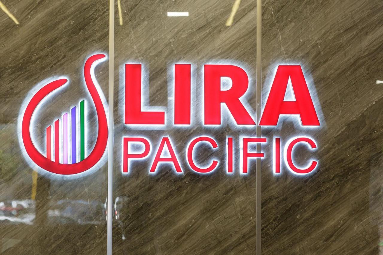Lira Pacific Aparthotel Constanta Bagian luar foto